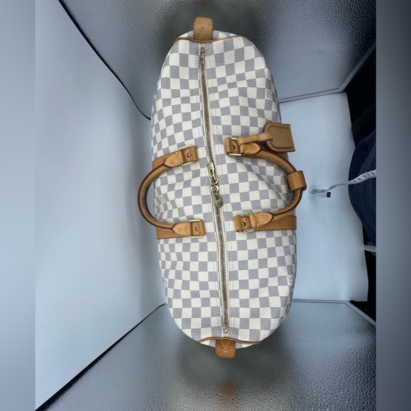 Louis Vuitton Damier Azure double zippered Keepall. - Picture 2 of 16